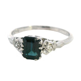ELEGANT 18CT WHITE GOLD 3 STONE SAPPHIRE & DIAMOND RING