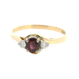 EXQUISITE 18CT YELLOW & WHITE GOLD 3 STONE RUBY & DIAMOND RING