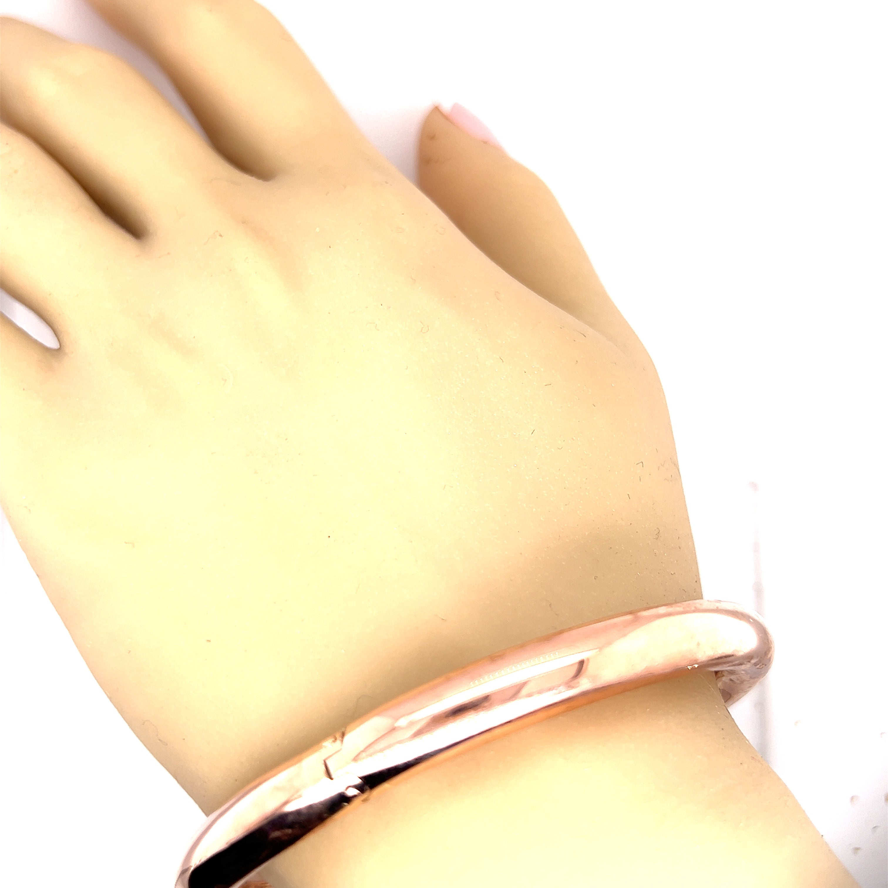 9ct Rose Gold Hinged Bangle