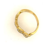 Elegant 18ct Yellow Gold Diamond Set Chain Ring