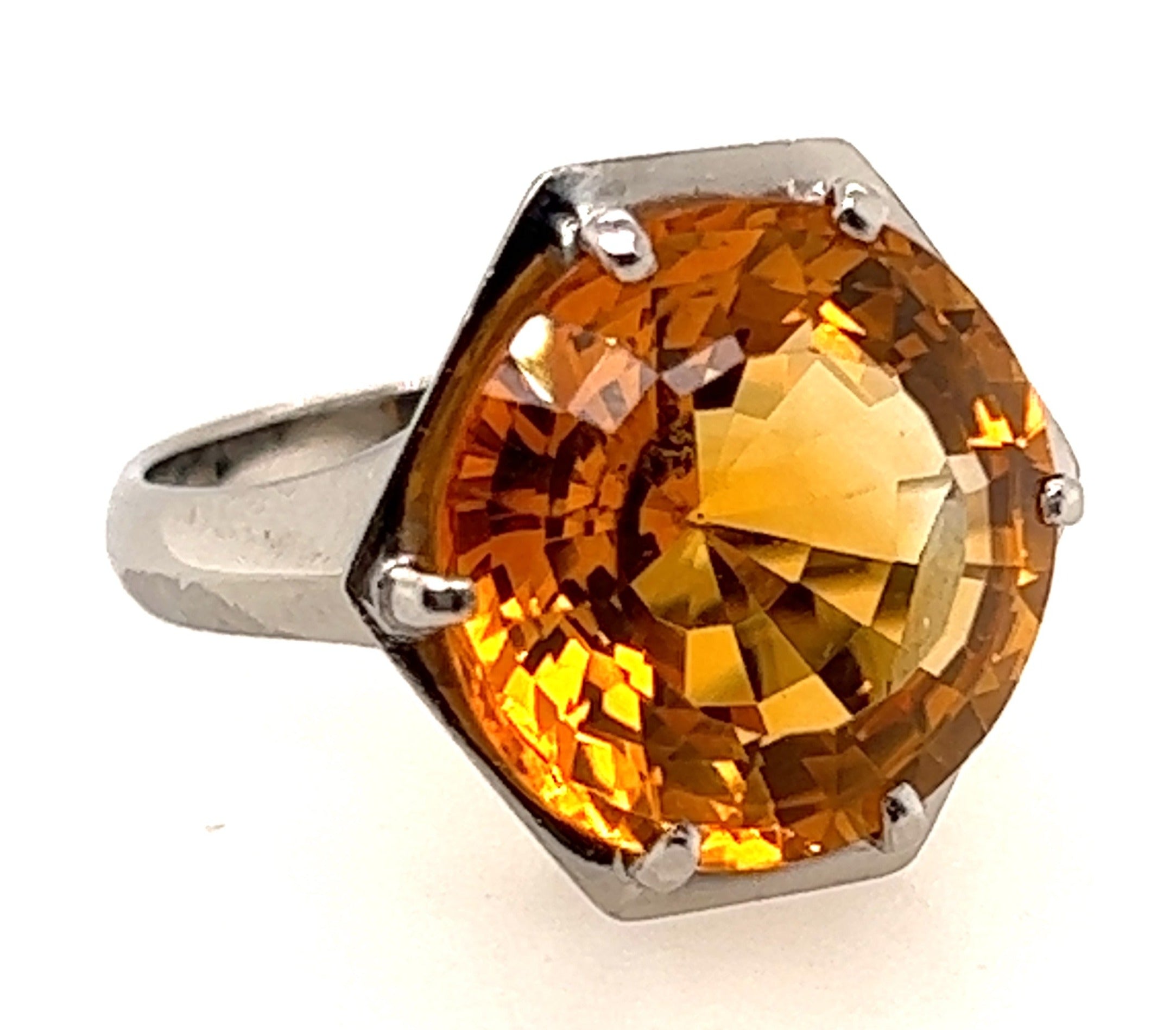 18ct White Gold & Citrine Handmade Ring