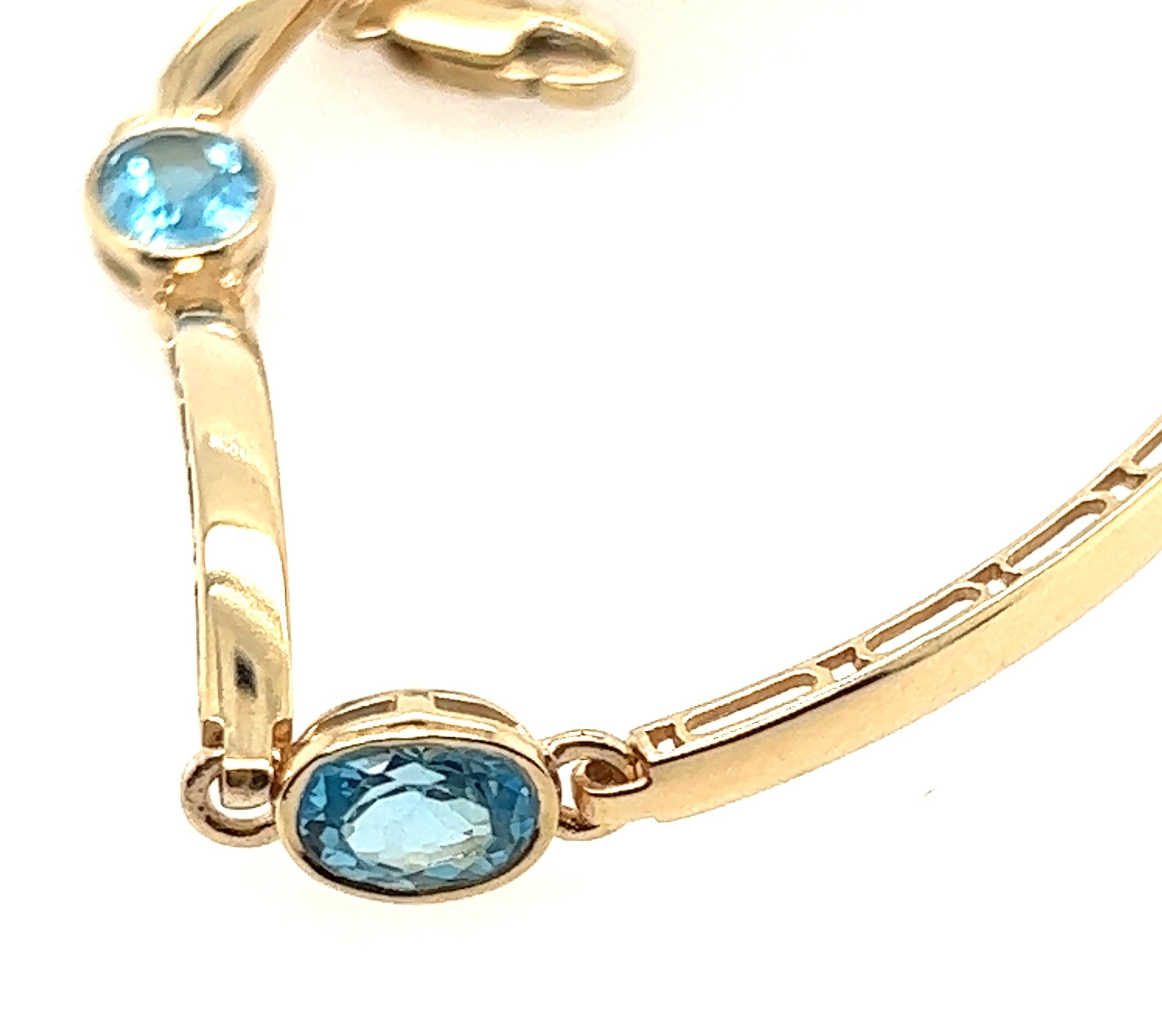 9ct Yellow Gold & Topaz Bracelet