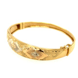 Elegant 18ct Yellow Gold Engraved Hinged Bangle – A Timeless Investment in Luxury