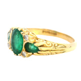 ELEGANT 18CT YELLOW GOLD 7 STONE EMERALD & DIAMOND RING