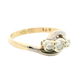 EXQUISITE 18CT YELLOW & WHITE GOLD 3 STONE DIAMOND RING