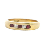 ELEGANT 18CT YELLOW GOLD 5 STONE RUBY & DIAMOND RING