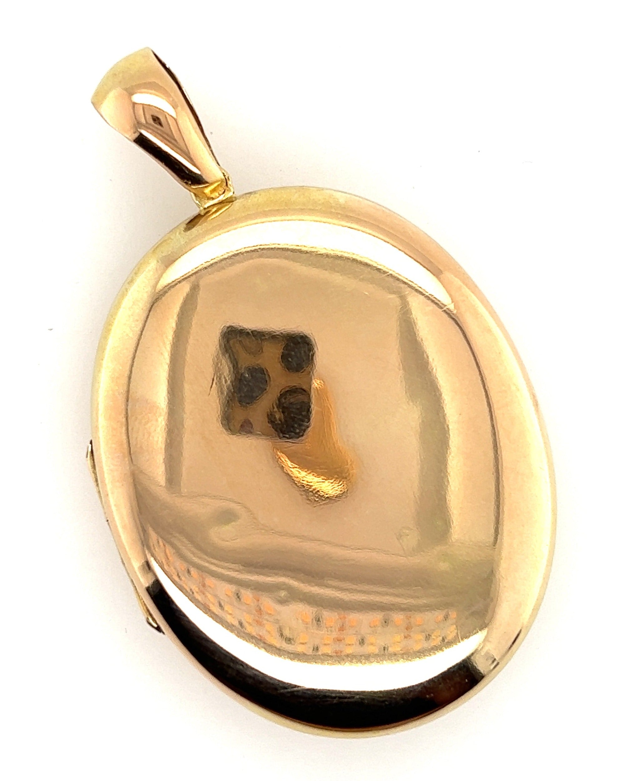 Antique 18ct Yellow Gold Hinged Locket Pendant Circa 1900